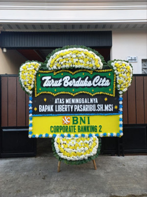 Papan Bunga Duka di Katekan