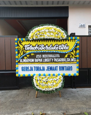 Papan Bunga Duka di Katekan